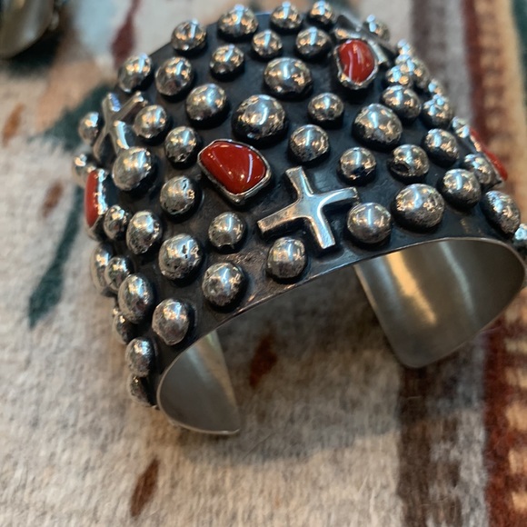 Sterling Silver Chimney Butte cross bracelet❤️❤️❤️ - Picture 2 of 3